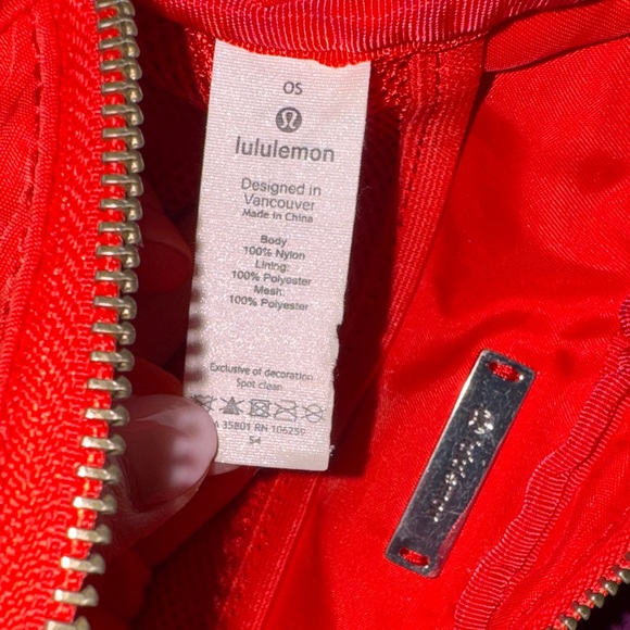 Lululemon Athletica Red Crossbody Bag - Picture 3 of 14